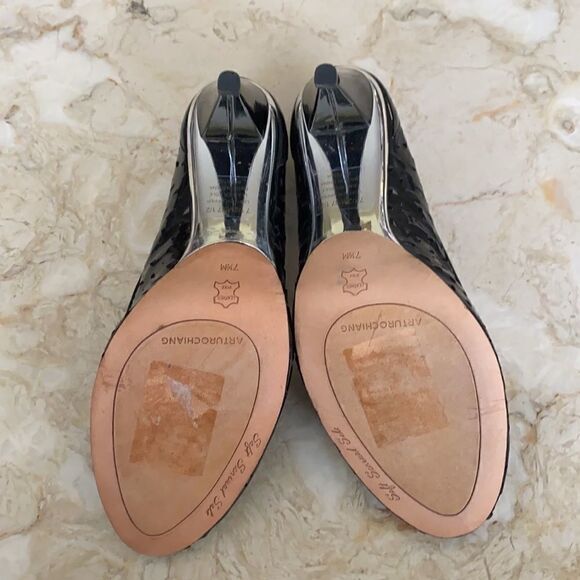 Arturo Chiang Peep Toe Patent Leather Heels - Picture 8 of 9